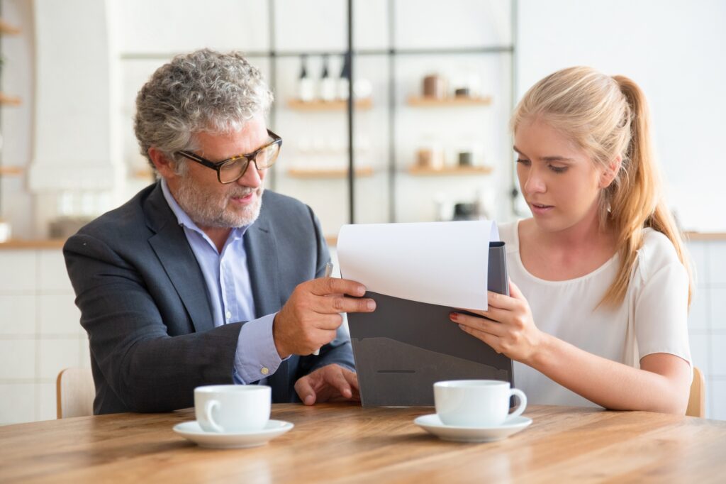 Parou de contribuir? Veja como manter benefícios do INSS! homem que Parou de contribuir para previdencia.
